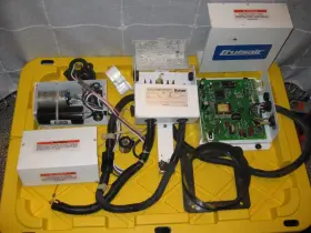 42403-02h Cruisair Dometic Sxr12 Power Control Boards With Box Harness Model Read