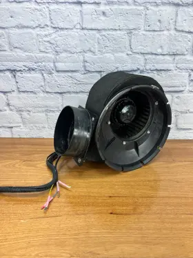 2054304 Domestic Dometic Marine 230v Hi-output 6k Capacity 0.80 Amp Blower