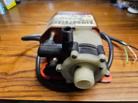 334002 Dometic Submersible Seawater Pump