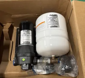 02840100d Flojet Rv/marine Water Booster System - 40 Psi/4.5gpm/12v High Volume