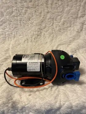 03521501b Flojet High Flow Electric Triplex Diaphragm Pump - 12v 3.5gpm 60 Psi