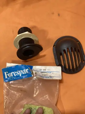 906060 Forespar Mf 868 Marelon Black Plastic Scoop Strainer 1-1/4 Inch Lc