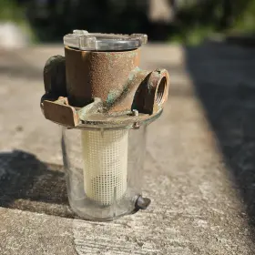 Arg-1000p Groco Water Intake Strainer With Plastic Basket And Mounting Brackets