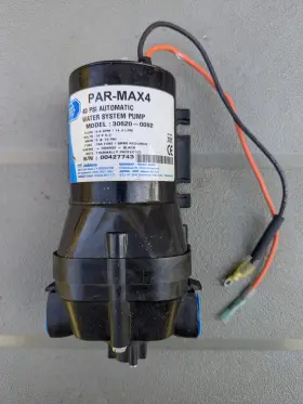 30620-0092 Jabsco Par-max4 Water Pump Washdown Shower Livewell 12v 40psi 3.8gpm Like New