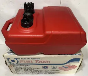 31106 Moeller New Marine Fuel Tank 6 Gallon