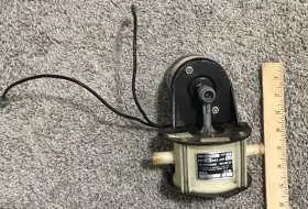 7205 Peters & Russell Vtg Marine And Water Pump Model Type I 12 Volt Belt Driven