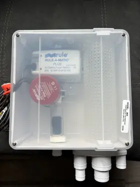 1638 Rule Rule-a-matic Plus 800 Gph Bilge Pump And Switch Box Model 98a