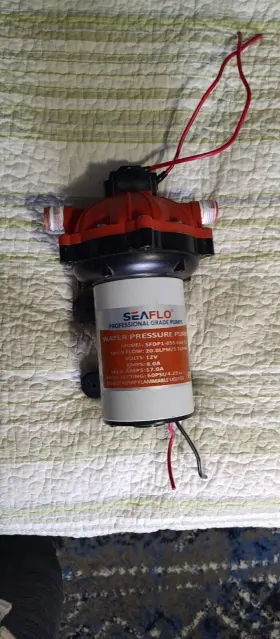 Sf-sfwsk1-050-060-021 Seaflo Marine 12 V Dc 60 Psi Water Pump 5.5 Gpm 2 Gallon Accumulator Tank System