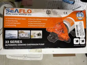 Sfdp1-030-045-33 Seaflo Sfpd1-030-45-33 3.0 Gpm Automatic Marine Water Pump Rv Boat 12v 33 Serie