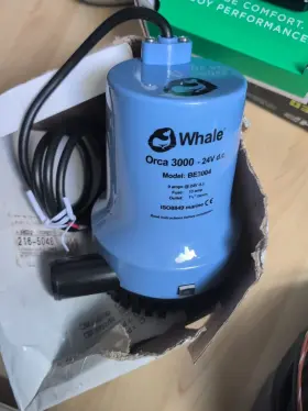 71955 Whale Boat Bilge Pump Orca Elec 3000gph 24v