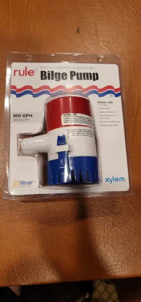 Xylem 042237084385 Rule 20r 800 Gph Bilge Pump 12v Dc Non Automatic 3/4 Inch Submersible